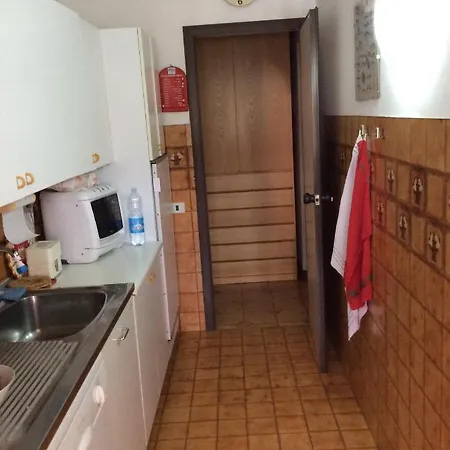 La Residenza 阿祖罗港